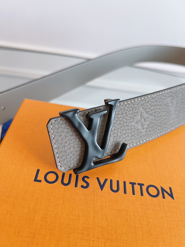 ルイヴィトンベルト素材ディテール